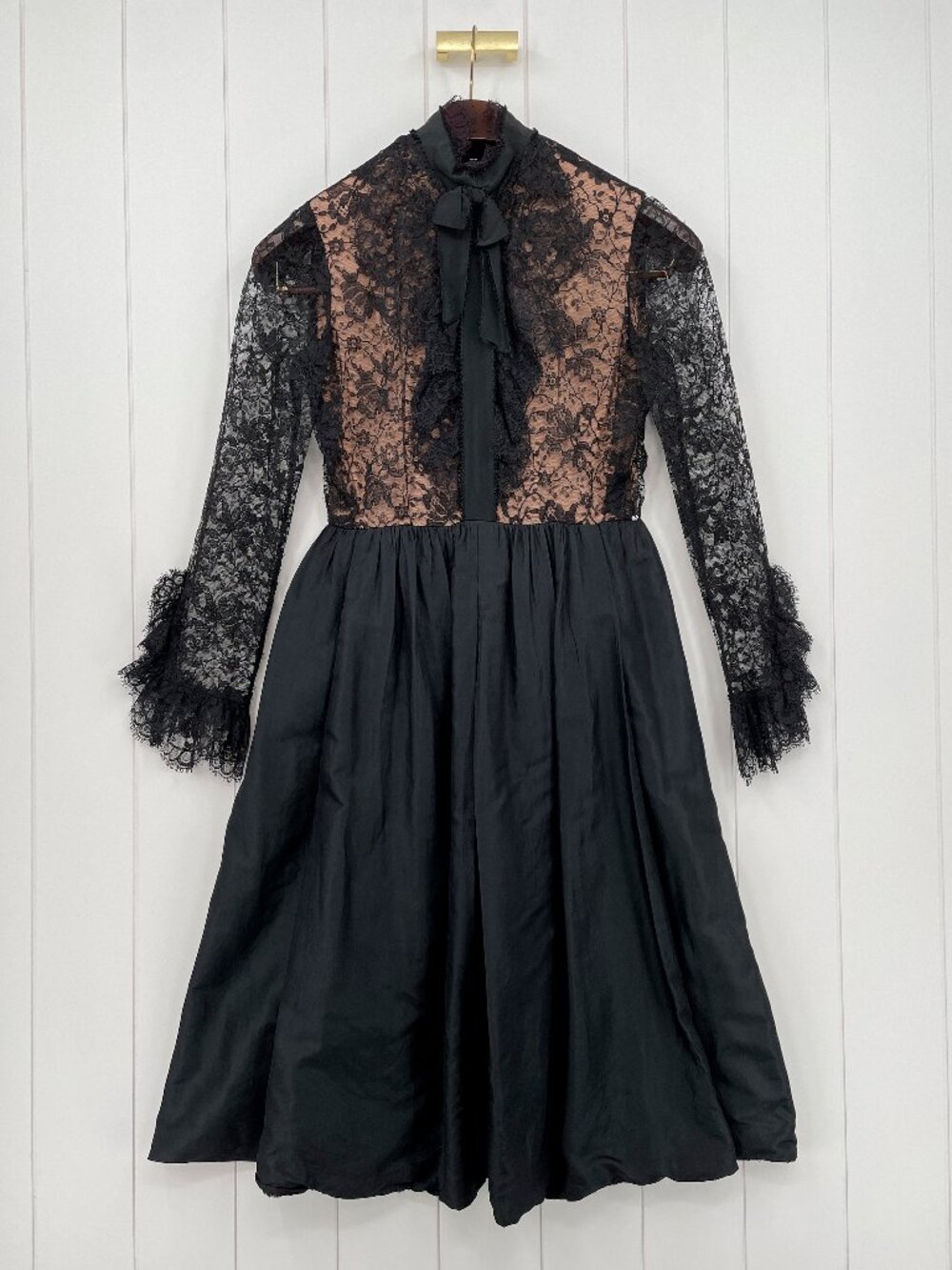 Vintage RARE 60s Geoffrey Beene Black Lace High Neck Ruffle Long Sleeve Dress 12